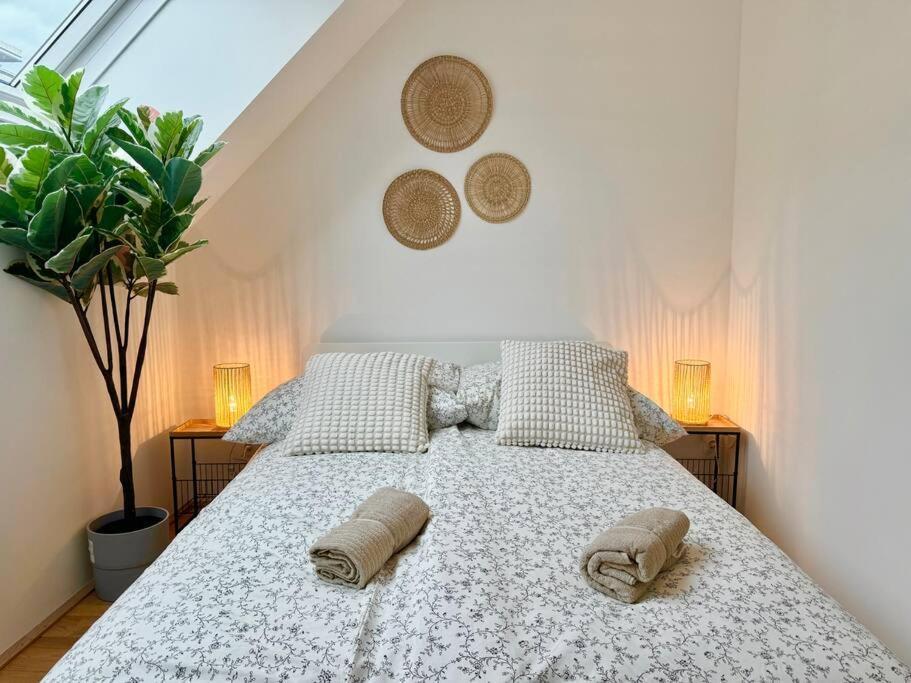 Rooftop Apartment With Balcony & Free Parking Wien Ngoại thất bức ảnh